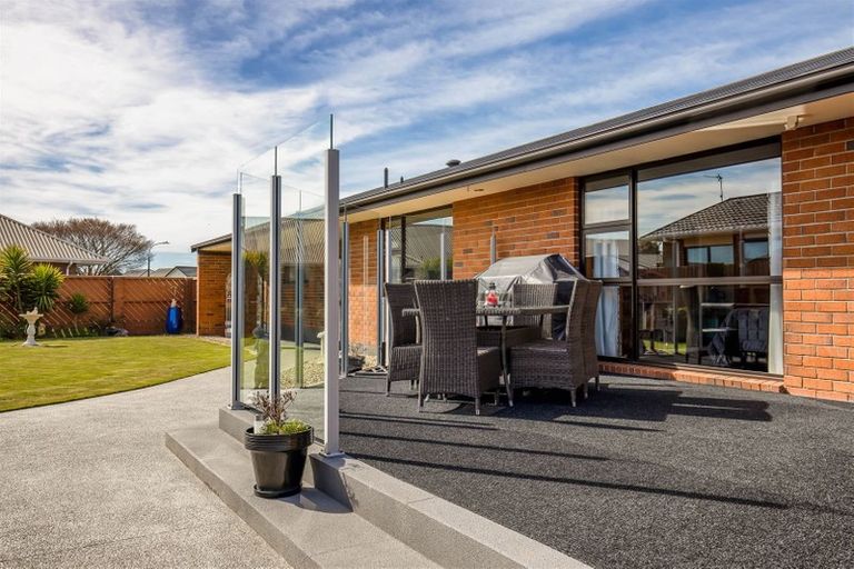 Photo of property in 14 Addison Place, Halswell, Christchurch, 8025