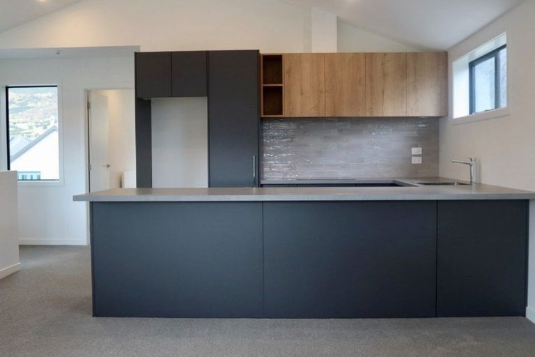 Photo of property in 31 Howden Drive, Jacks Point, 9371