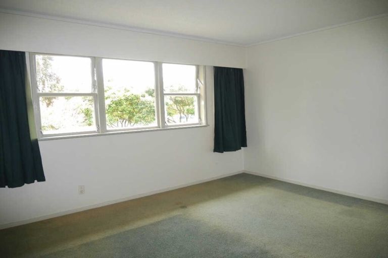 Photo of property in 52 Golf Road, Paraparaumu Beach, Paraparaumu, 5032