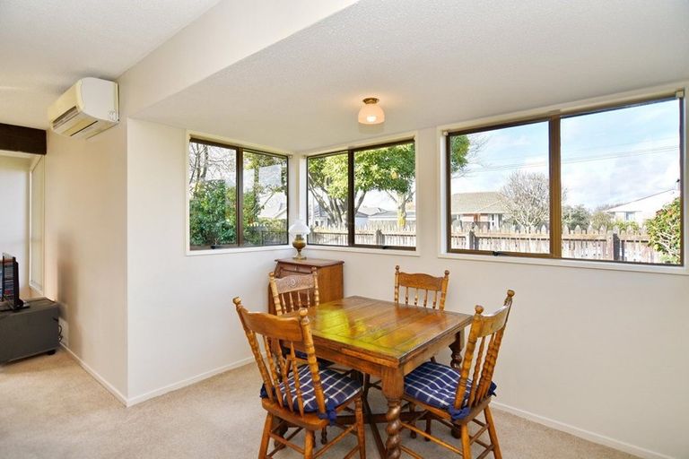 Photo of property in 1/25 Withells Road, Avonhead, Christchurch, 8042