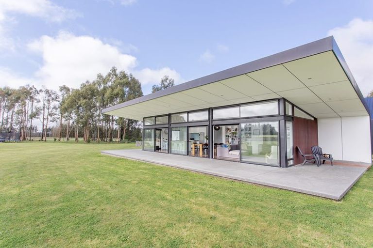 Photo of property in 1131 Old West Coast Road, West Melton, Christchurch, 7671