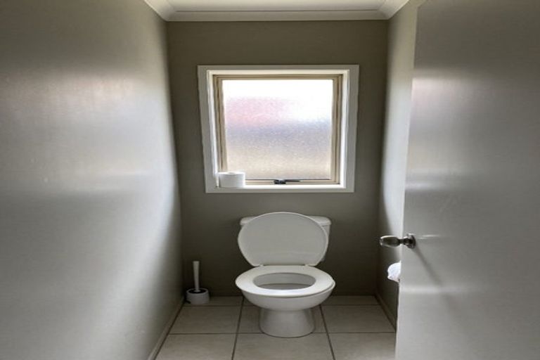 Photo of property in 7 Whitford Place, Rototuna North, Hamilton, 3210