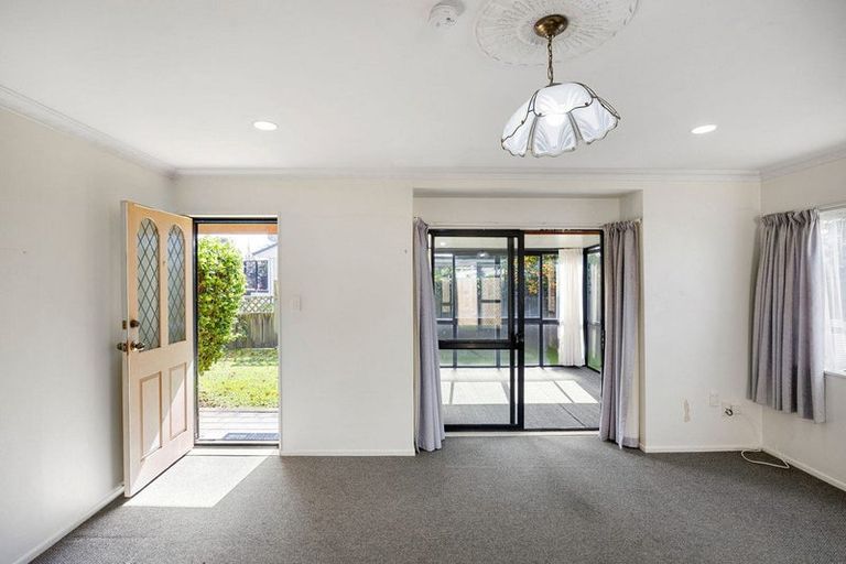 Photo of property in 57b Williams Street, Cambridge, 3434