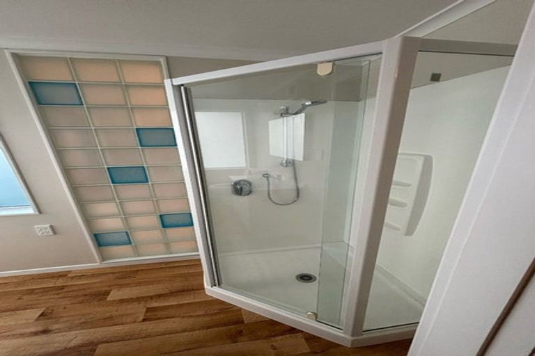 Photo of property in 31 Heretaunga Square, Silverstream, Upper Hutt, 5019