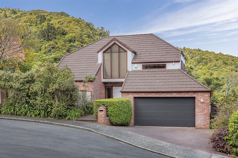 Photo of property in 4 Andaman Grove, Khandallah, Wellington, 6035