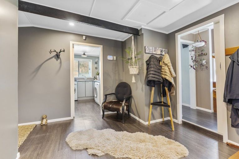 Photo of property in 18 Springvale Road, Springvale, Whanganui, 4501