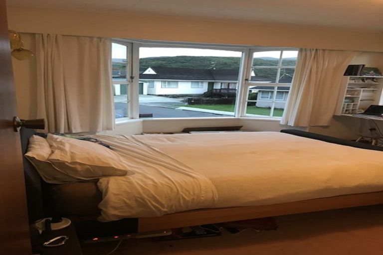 Photo of property in 13 Timaru Grove, Kelson, Lower Hutt, 5010