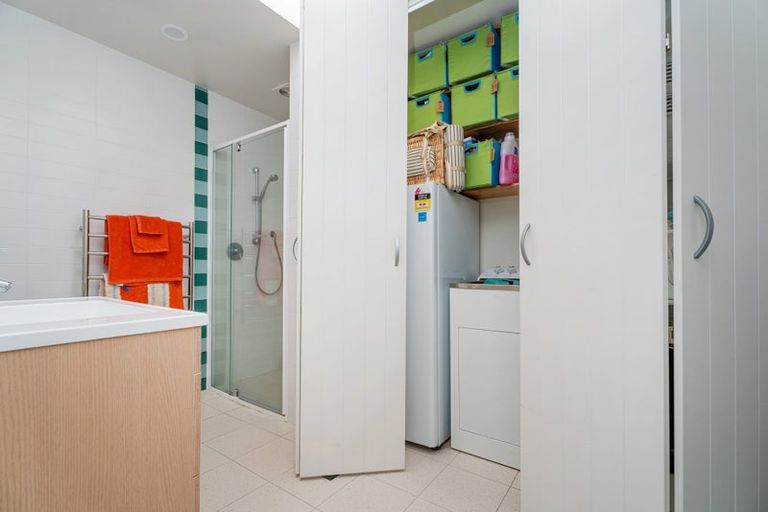 Photo of property in 18 Pine Grove, Tairua, 3508