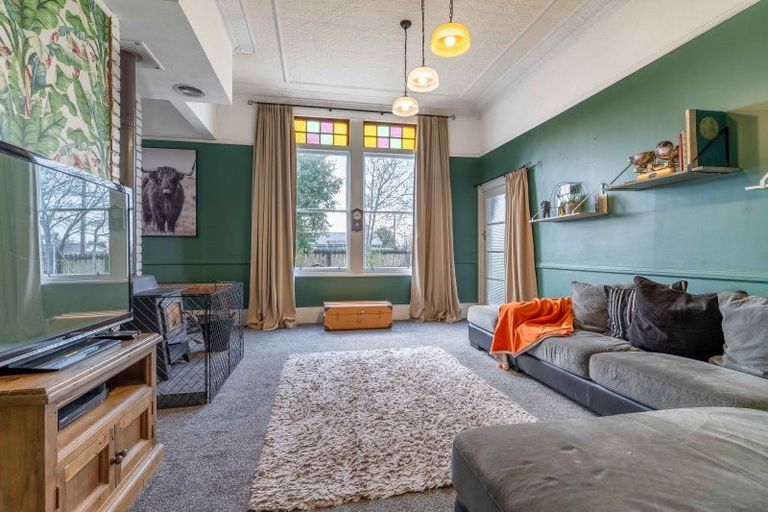 Photo of property in 224 Park Street, Winton, 9720