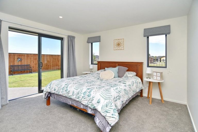 Photo of property in 21 Quinn Crescent, Woodend, 7610