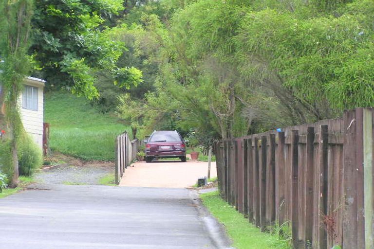 Photo of property in 15 Glenfinn Place, Massey, Auckland, 0614