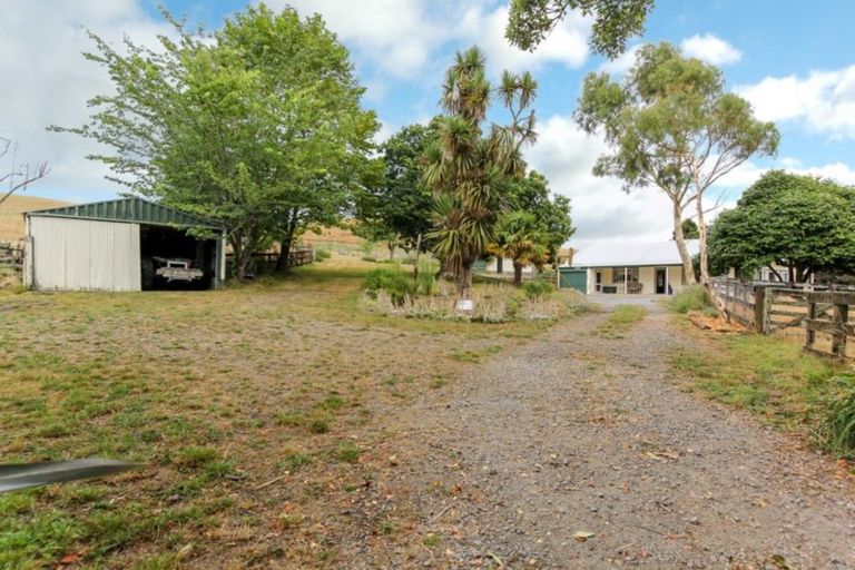 Photo of property in 1828 Tarata Road, Tarata, Inglewood, 4387
