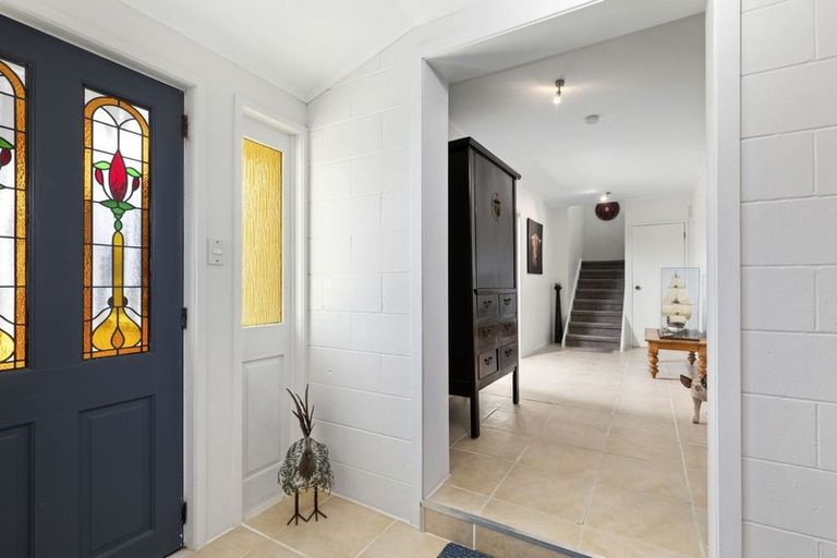 Photo of property in 10 Sunburst Lane, Torbay, Auckland, 0630