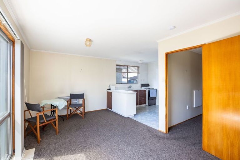 Photo of property in 4/50 Paynters Avenue, Strandon, New Plymouth, 4312