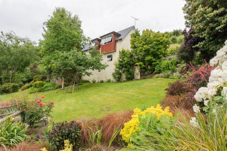 Photo of property in 2 Hazlett Street, Clyde, 9330