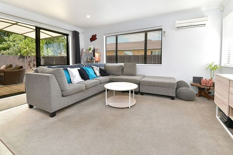 Photo of property in 39 Chic Gardens, Parakai, 0830