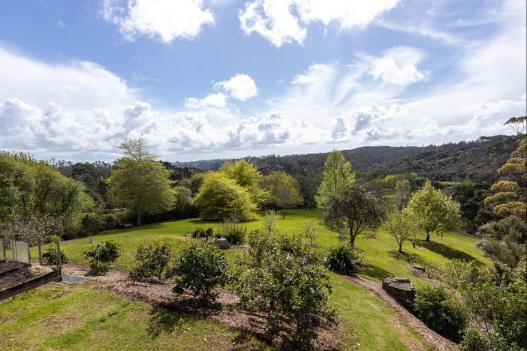 Photo of property in 340 Paremoremo Road, Paremoremo, Auckland, 0632