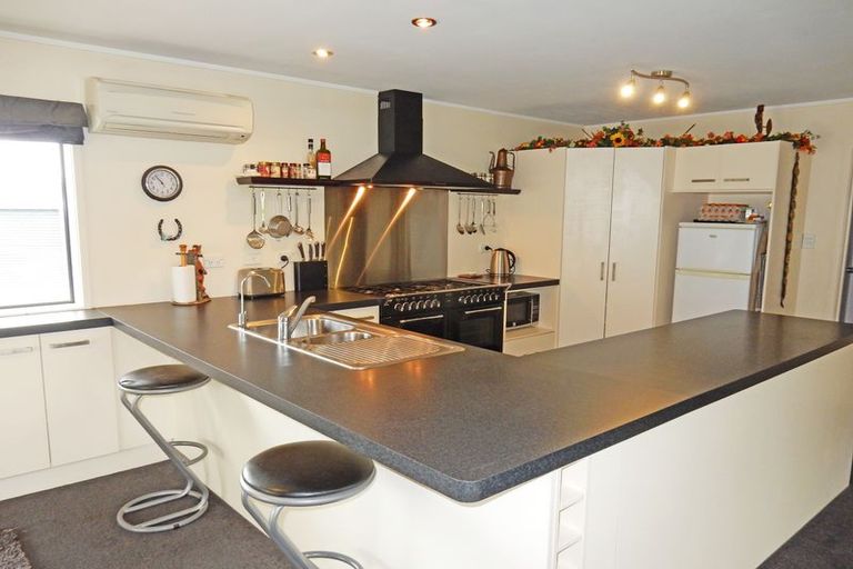 Photo of property in 159 Awamoa Road, Holmes Hill, Oamaru, 9492