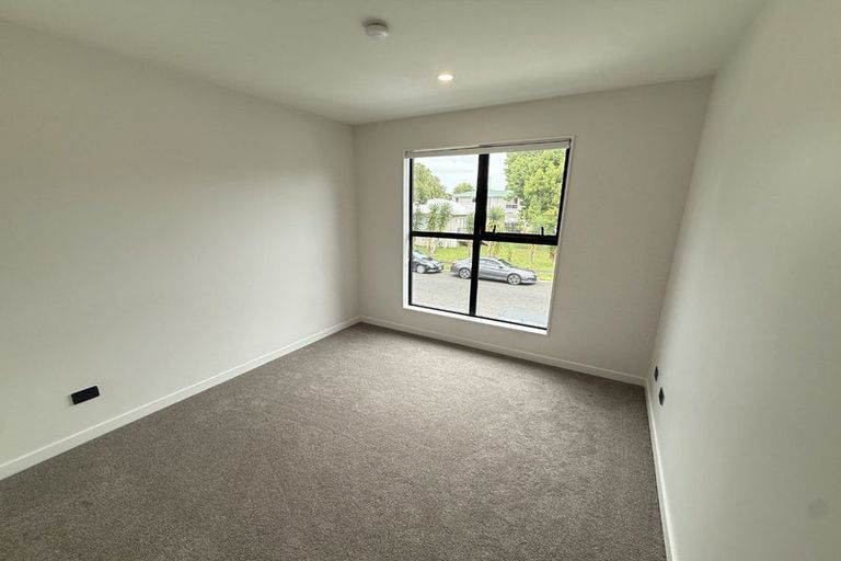 Photo of property in 1/9 Kamaka Road, Mangere Bridge, Auckland, 2022
