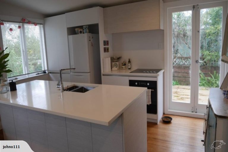 Photo of property in 44 Alice Street, Riverhead, 0820