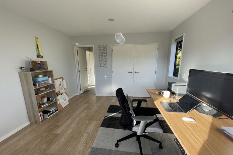 Photo of property in 18a Hazel Glen, Bayview, Auckland, 0629