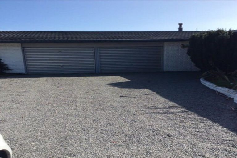 Photo of property in 119 Bassett Street, Burwood, Christchurch, 8083
