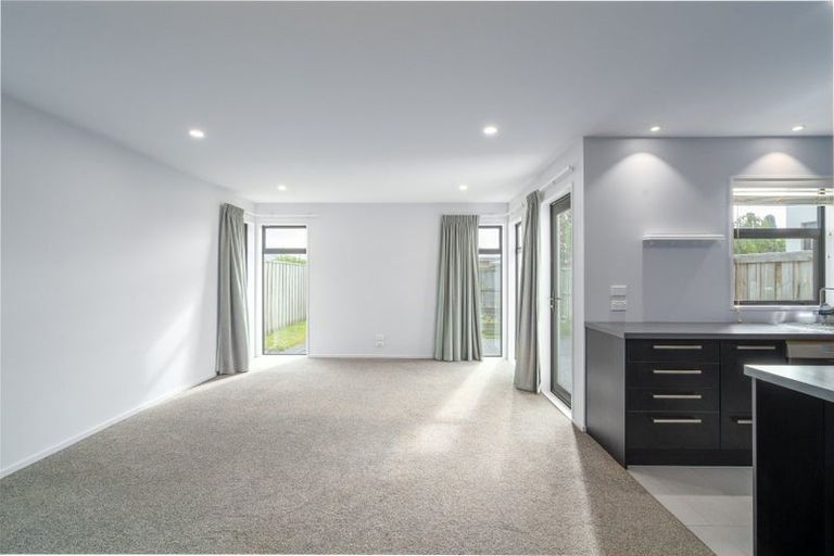 Photo of property in 79 Faringdon Boulevard, Rolleston, 7615