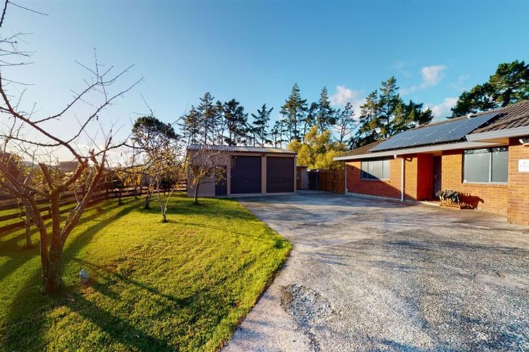 Photo of property in 316 Monowai Road, Wainui, Silverdale, 0994