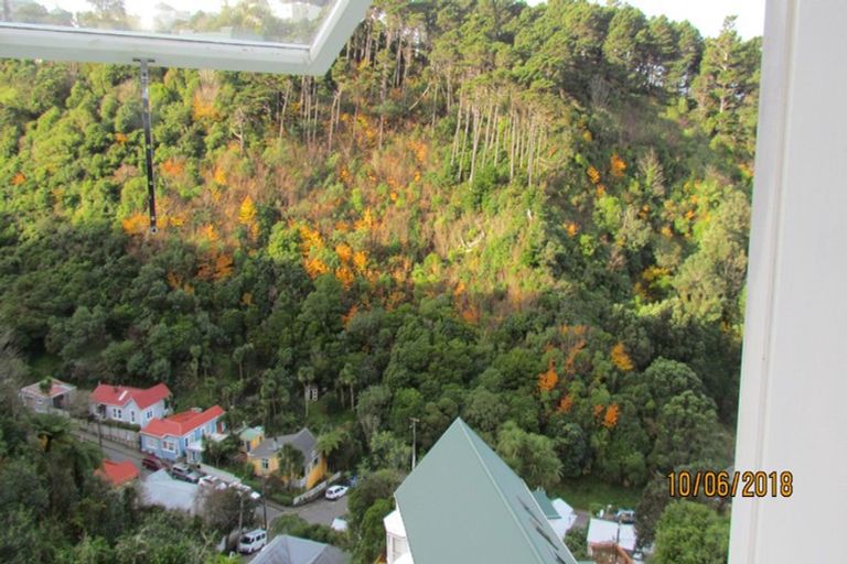 Photo of property in 39 Raroa Road, Kelburn, Wellington, 6012