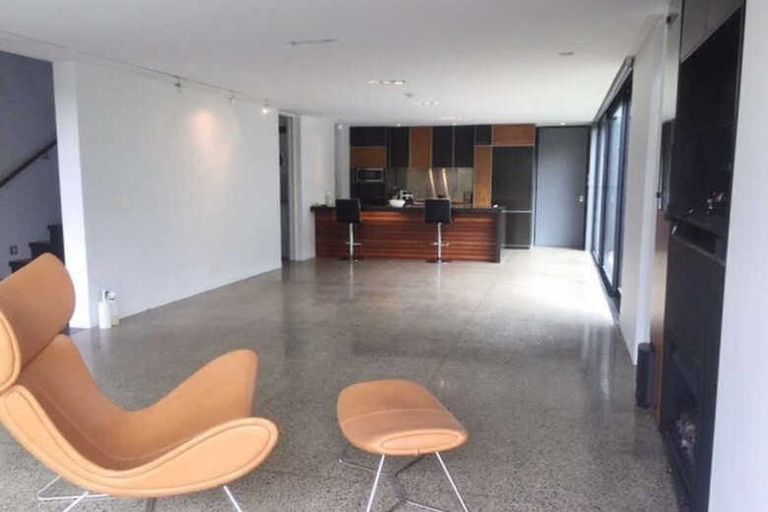 Photo of property in 1 Millbank Lane, Merivale, Christchurch, 8014