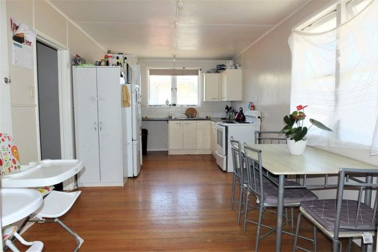 Photo of property in 4 Taraire Crescent, Otangarei, Whangarei, 0112