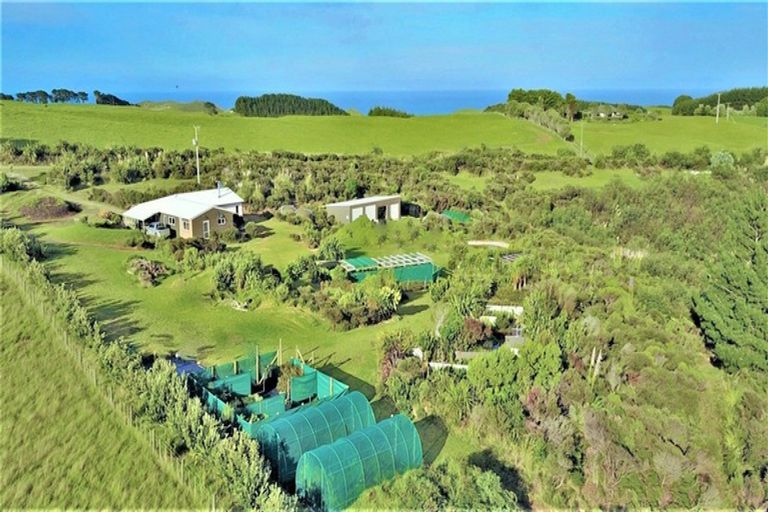 Photo of property in 1246 Babylon Coast Road, Omamari, Dargaville, 0373