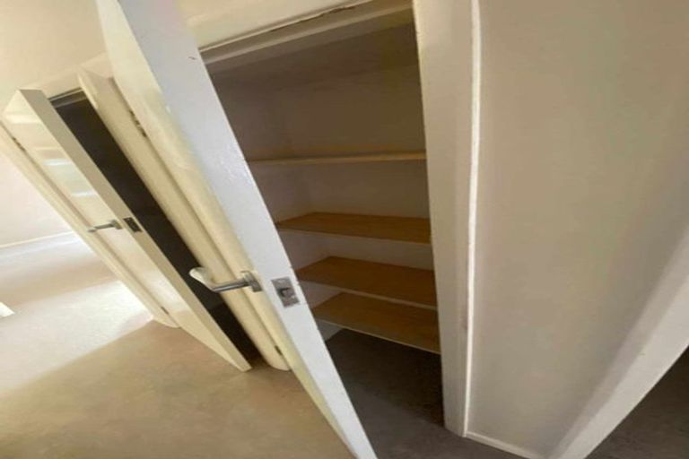 Photo of property in 22 Hampton Hill Road, Tawa, Wellington, 5028