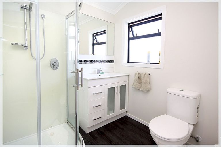 Photo of property in 10 Oxnam Place, Foxton Beach, Foxton, 4815