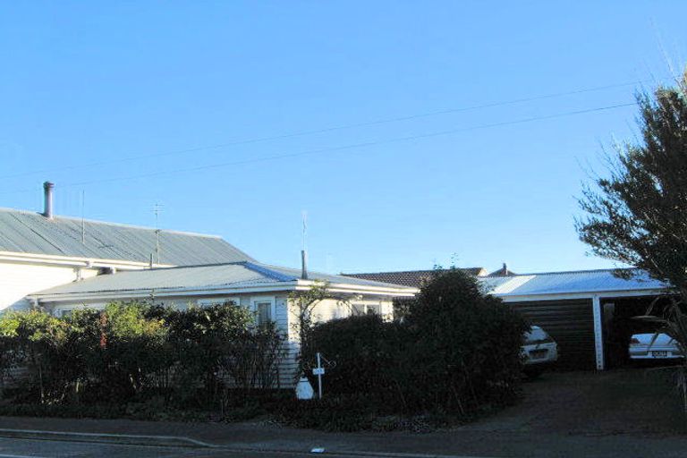 Photo of property in 2 Wilson Street, Islington, Christchurch, 8042