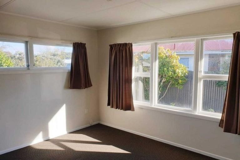 Photo of property in 51 Liverpool Crescent, Flaxmere, Hastings, 4120