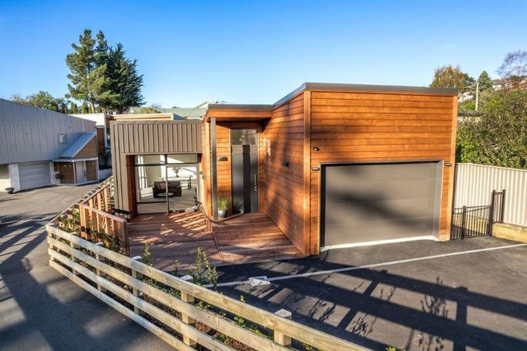 Photo of property in 14 Coach Road, Fairfield, Dunedin, 9018