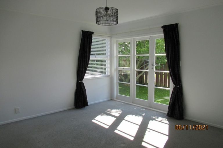 Photo of property in 97 Royal Road, Massey, Auckland, 0614