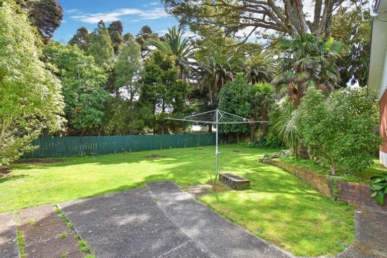 Photo of property in 64 Hill Road, Hillpark, Auckland, 2102