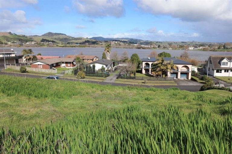 Photo of property in 15 Lakeview Terrace, Huntly, 3700