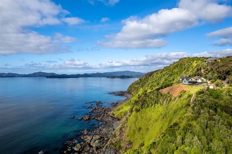 Photo of property in 96 Pukematu Lane, Russell, 0202