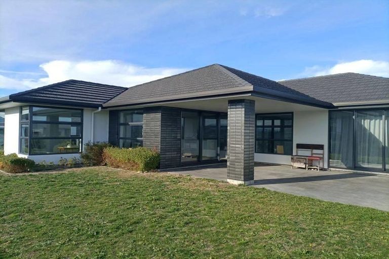 Photo of property in 41 Katania Heights, Brightwater, 7022