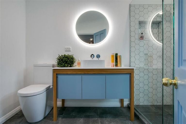 Photo of property in 8 Sale Street, Napier South, Napier, 4110