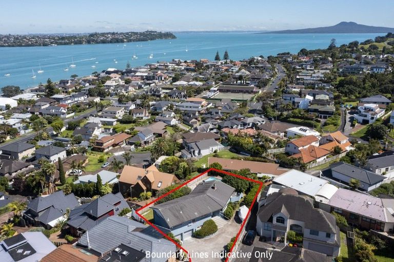 Photo of property in 31 Waller Avenue, Bucklands Beach, Auckland, 2012