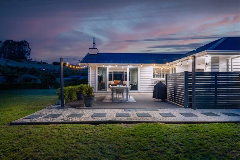 Photo of property in 65 Dalmore Way, Acacia Bay, Taupo, 3385