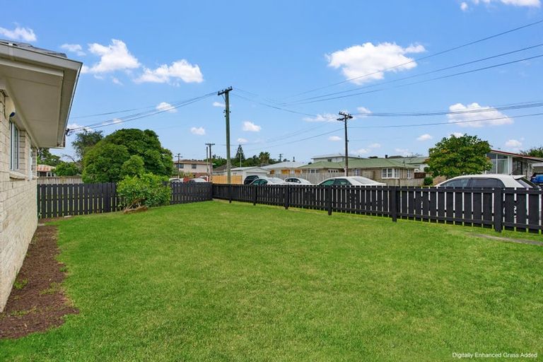 Photo of property in 1/5 Royal Arch Place, Rosehill, Papakura, 2113