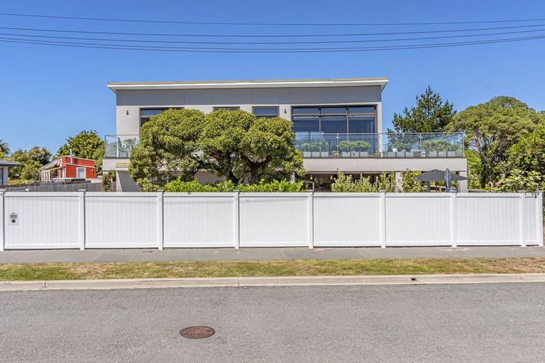 Photo of property in 57 Kibblewhite Street, New Brighton, Christchurch, 8061
