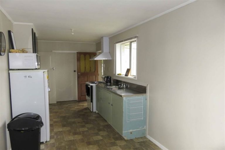 Photo of property in 12 Burns Street, Kew, Invercargill, 9812