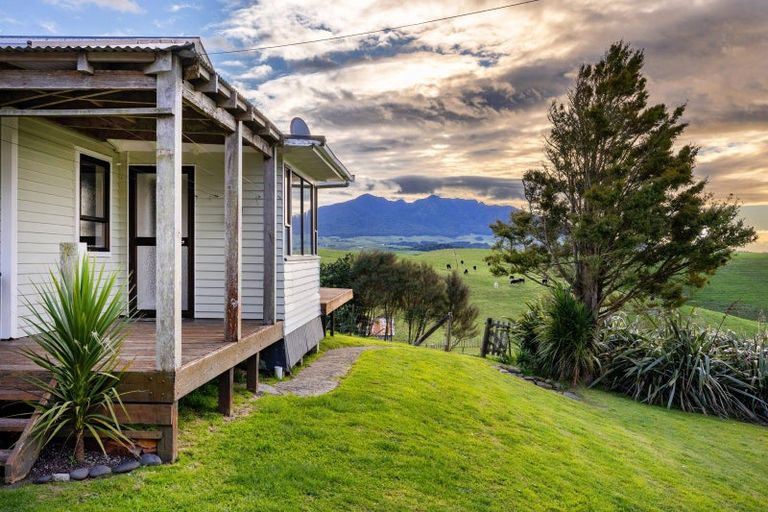 Photo of property in 98a Houchen Road, Raglan, 3295