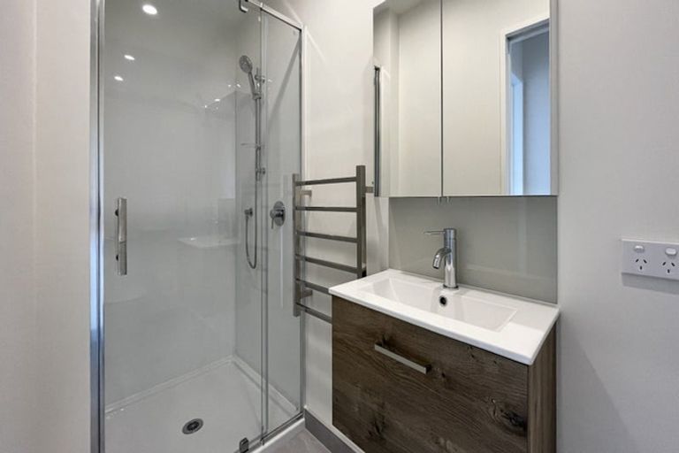 Photo of property in 3/60 Selo Street, Glen Eden, Auckland, 0602